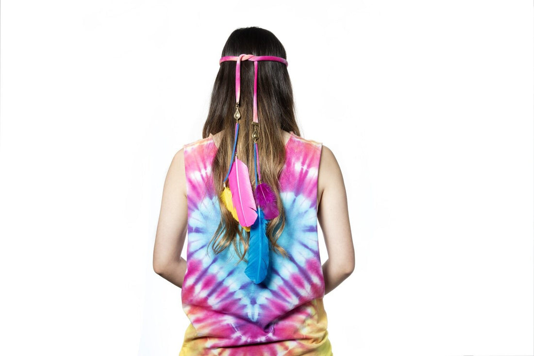 Can you dye feathers?